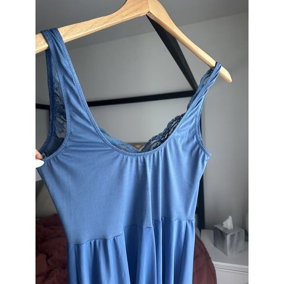 Olga 70’s 9295 Size Medium Navy Blue Full Sweep Nightgown - Picture 7 of 10